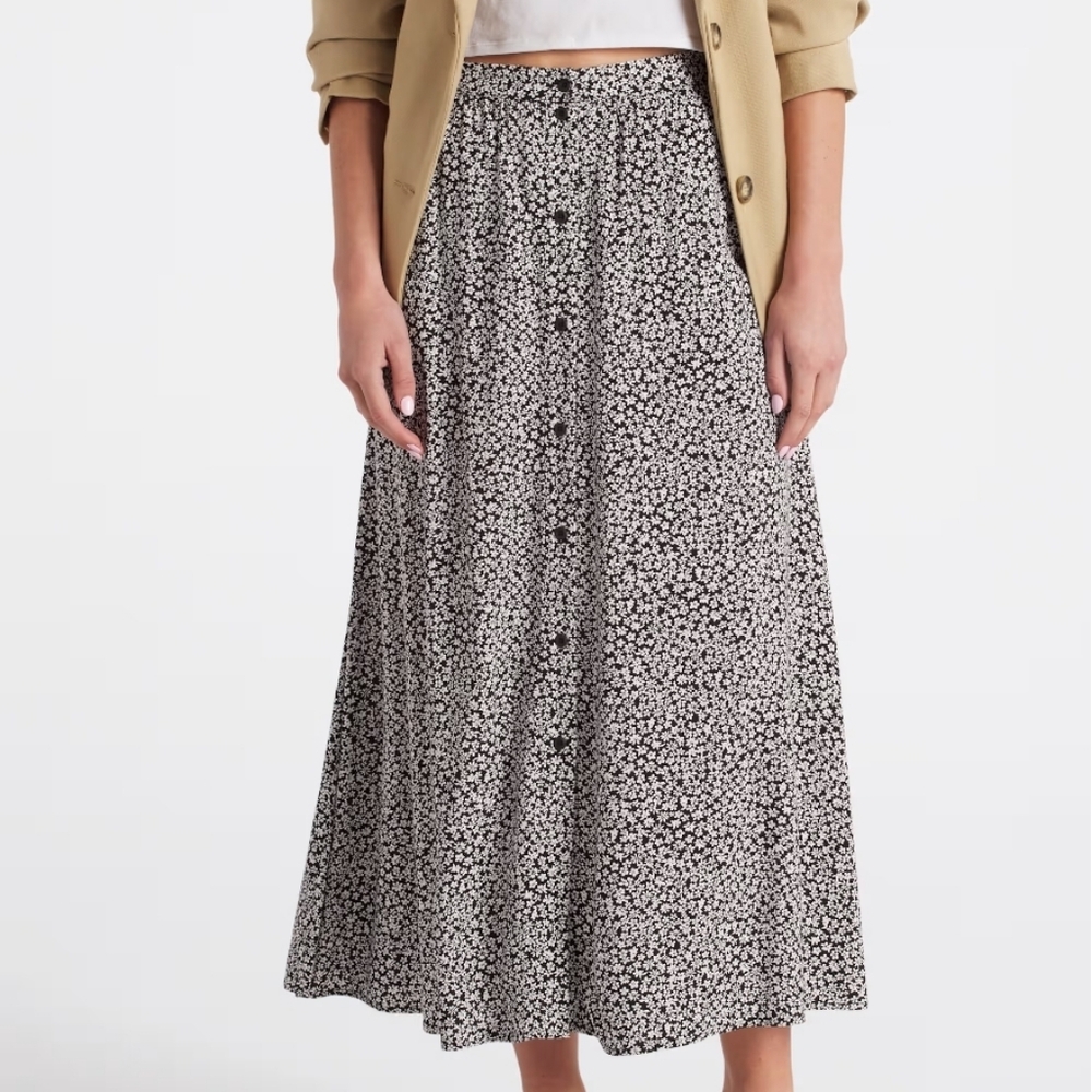 NWT Violets & Roses Floral Black and White Maxi Skirt, Size 12